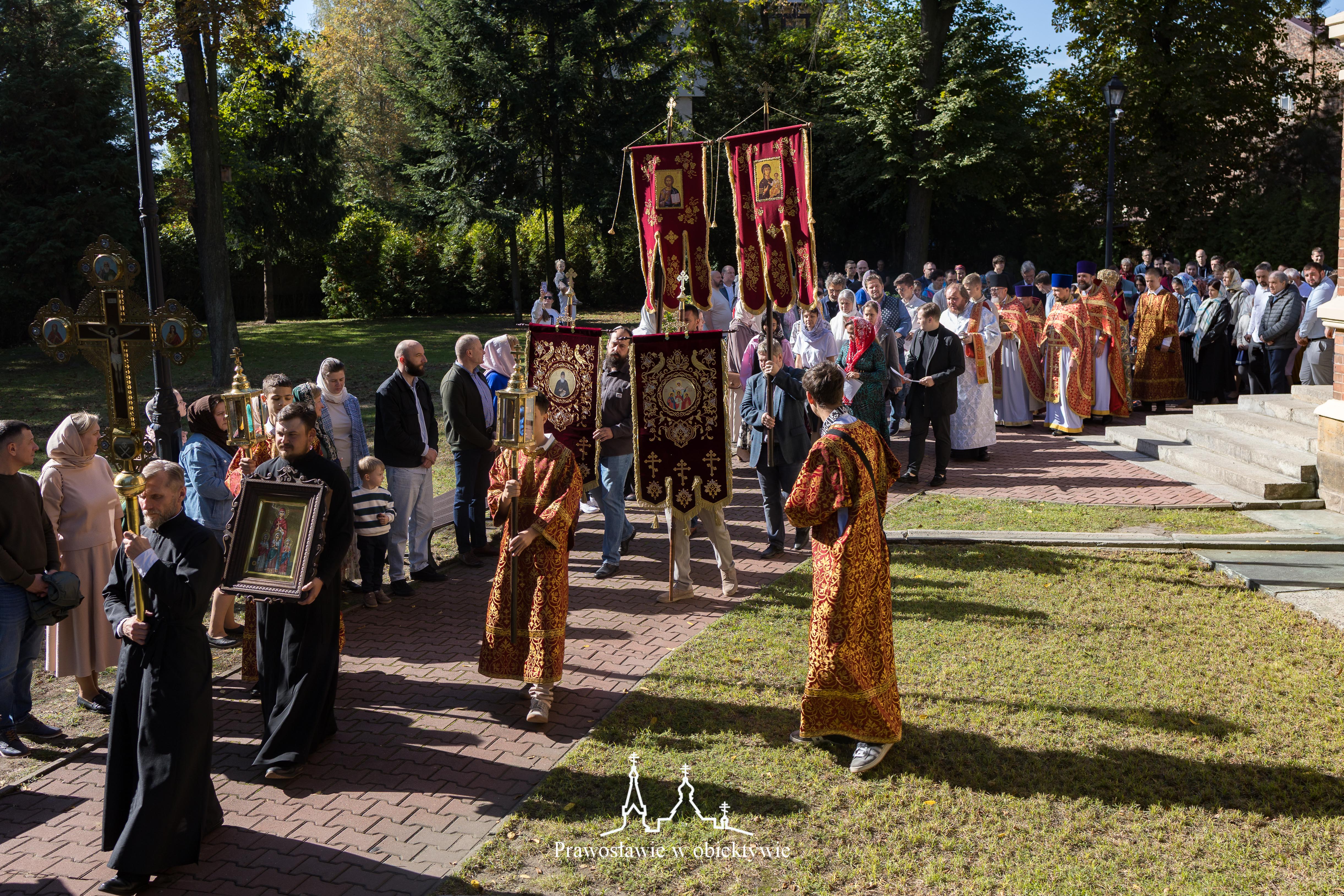 Święte Męczennice Wiaro, Nadziejo, Miłości i Matko Zofio, módlcie się za nami!
